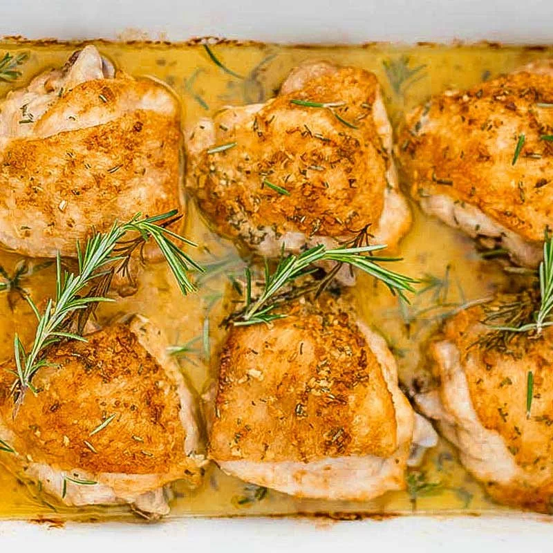 One pan keto garlic chicken thighs ready to serve